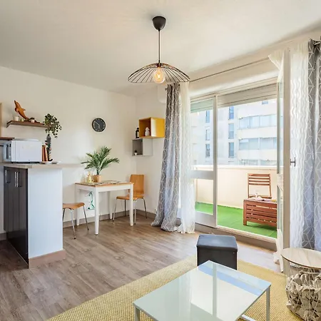 Moderne Avec Balcon Et Parking A - Fr-1-3-625 Apartman Biarritz