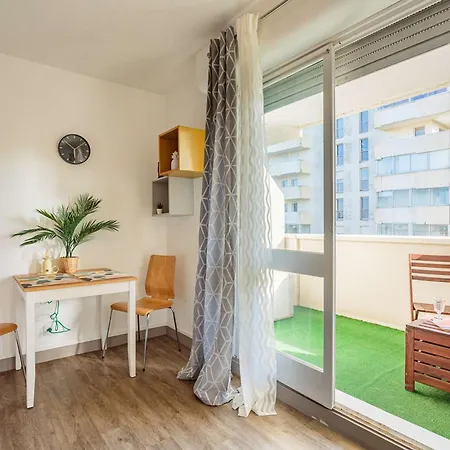 Moderne Avec Balcon Et Parking A - Fr-1-3-625 Appartement